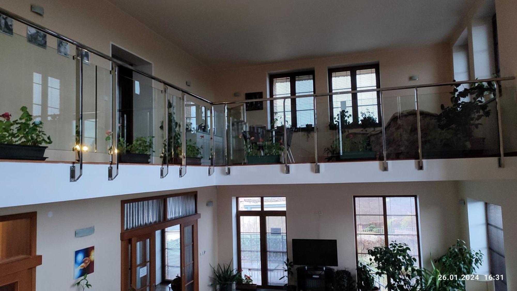 Villa Homestay Nad Helmrovkou プラハ エクステリア 写真