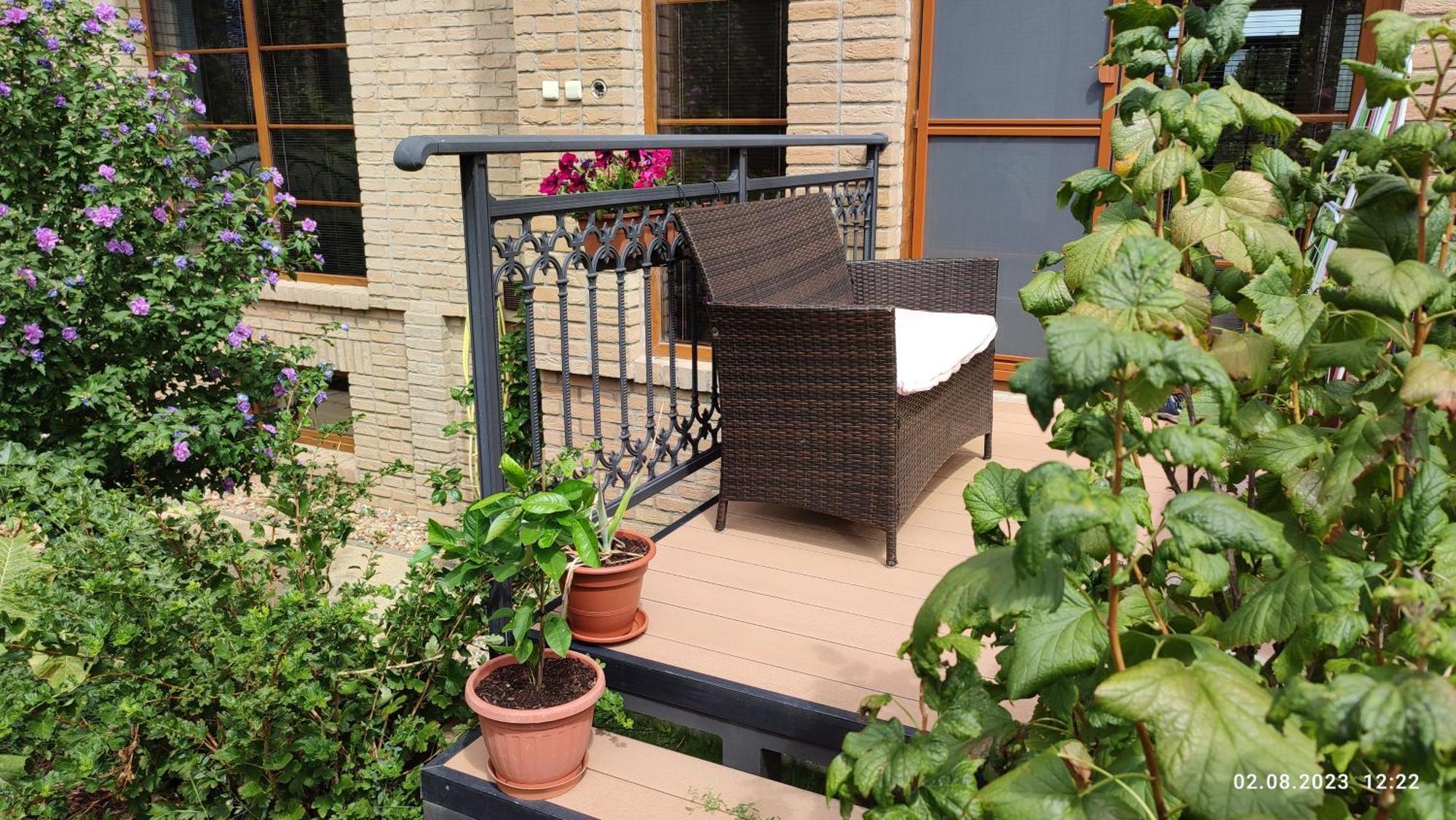 Villa Homestay Nad Helmrovkou プラハ エクステリア 写真
