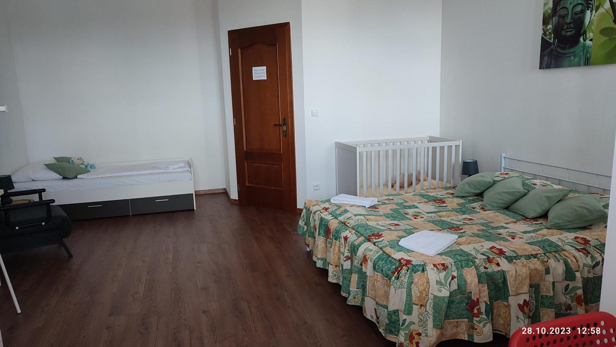 Villa Homestay Nad Helmrovkou プラハ エクステリア 写真