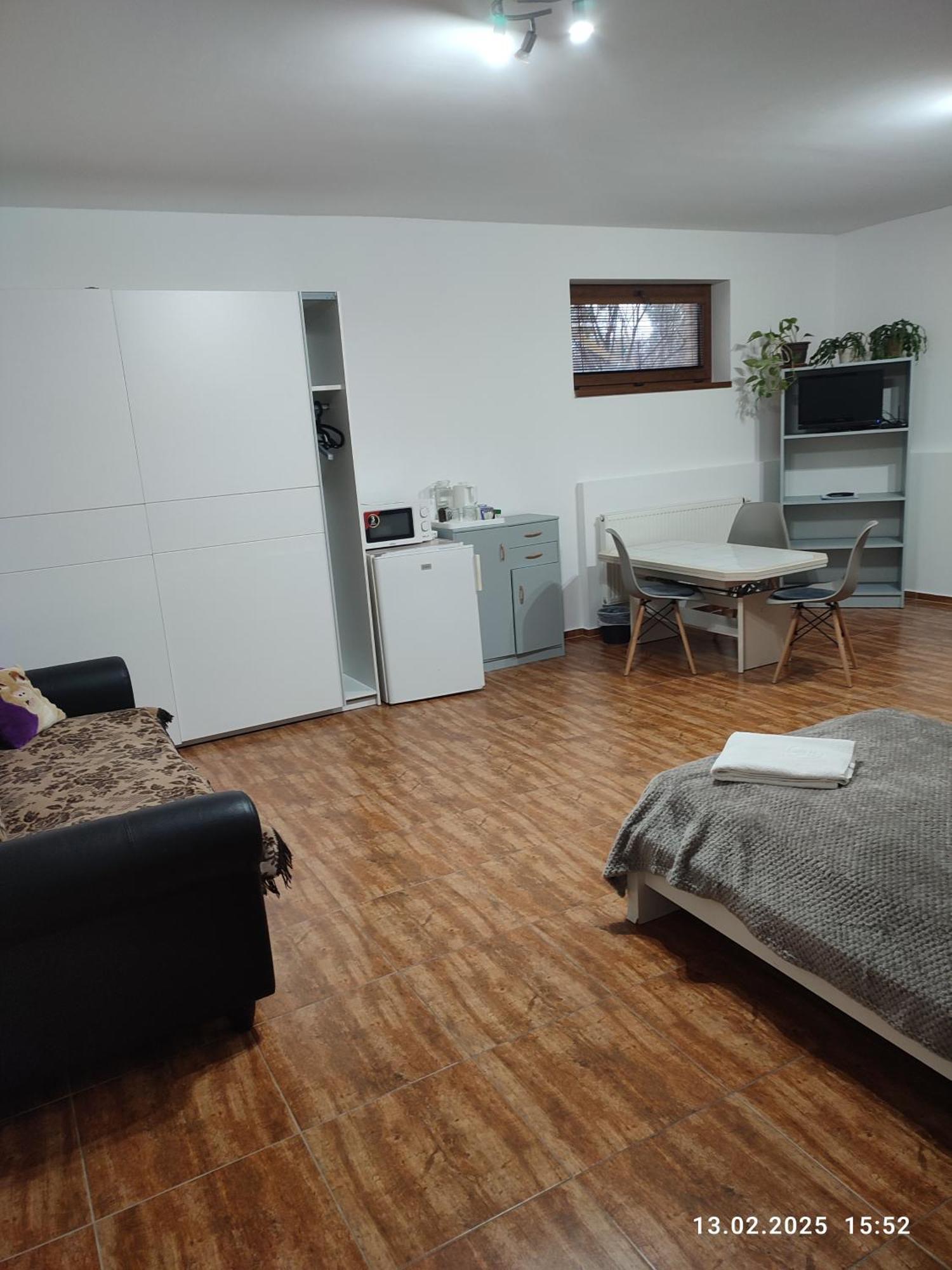 Villa Homestay Nad Helmrovkou プラハ エクステリア 写真